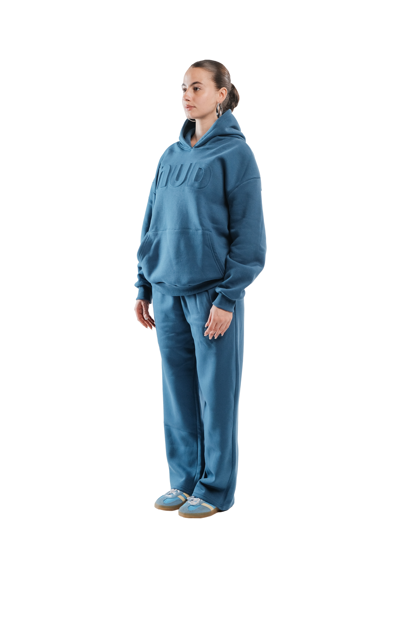 Embossed set in Seafoam